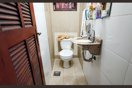 lavabo de casa de condomínio à venda com 4 quartos, 104m² em Taquara, Rio de Janeiro