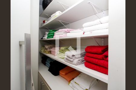 Closet - Sala de apartamento para alugar com 3 quartos, 256m² em Sion, Belo Horizonte