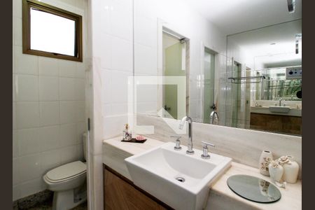 Lavabo de apartamento para alugar com 3 quartos, 256m² em Sion, Belo Horizonte