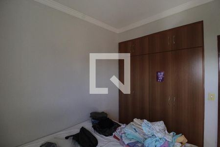 Quarto 2 de apartamento para alugar com 3 quartos, 125m² em Saraiva, Uberlândia