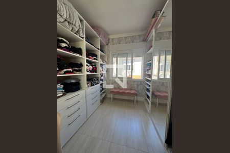 Closet de casa de condomínio à venda com 3 quartos, 124m² em Igara, Canoas