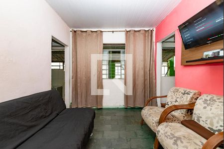 Sala 1 de casa à venda com 2 quartos, 180m² em Nova Esperança, Belo Horizonte