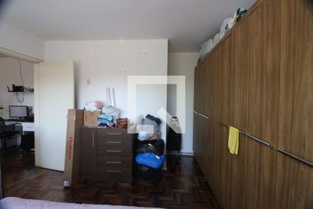 Quarto de apartamento à venda com 1 quarto, 66m² em Mathias Velho, Canoas