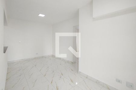 Sala de apartamento para alugar com 2 quartos, 80m² em Nova Mirim, Praia Grande