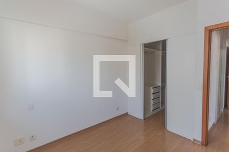 Suíte de apartamento para alugar com 3 quartos, 90m² em Santo Agostinho, Belo Horizonte