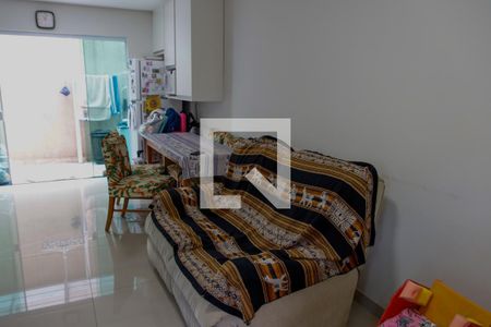 sala de casa de condomínio à venda com 2 quartos, 72m² em São Pedro, Osasco