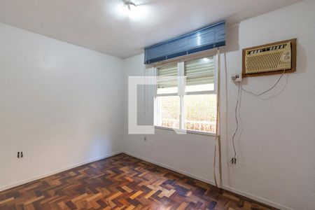 Quarto 1 de apartamento à venda com 2 quartos, 55m² em Cristal, Porto Alegre