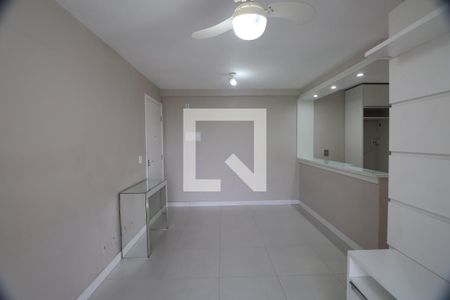 Sala de apartamento à venda com 2 quartos, 49m² em Igara, Canoas