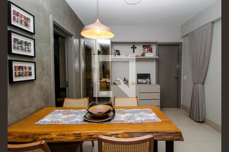 Sala de apartamento à venda com 4 quartos, 106m² em Estoril, Belo Horizonte