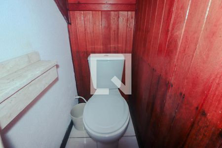 Lavabo de casa de condomínio à venda com 4 quartos, 90m² em Humaitá, Porto Alegre