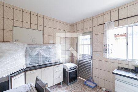 Cozinha de casa para alugar com 1 quarto, 70m² em Vila Dirce, Carapicuíba