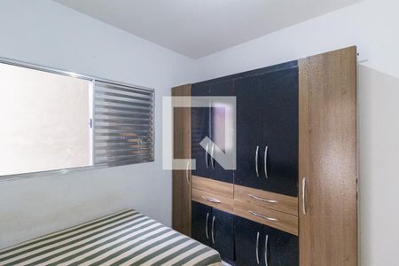 Quarto de casa para alugar com 1 quarto, 70m² em Vila Dirce, Carapicuíba