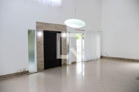 Sala de casa de condomínio para alugar com 5 quartos, 500m² em Patamares, Salvador