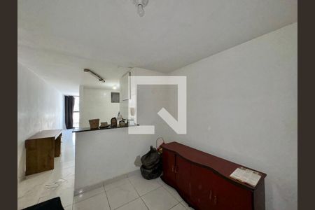 Sala de kitnet/studio à venda com 1 quarto, 47m² em Recreio dos Bandeirantes, Rio de Janeiro