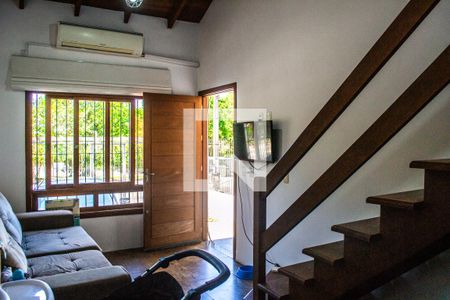 sala de casa de condomínio à venda com 3 quartos, 128m² em Hípica, Porto Alegre