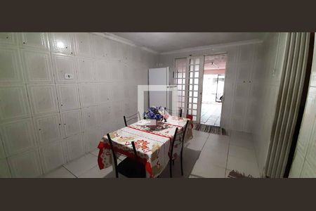 Cozinha da Casa 1 de casa à venda com 5 quartos, 197m² em São Pedro, Osasco