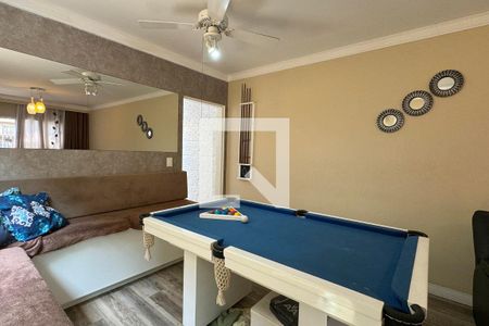 Sala de casa à venda com 3 quartos, 111m² em Jardim dos Camargos, Barueri