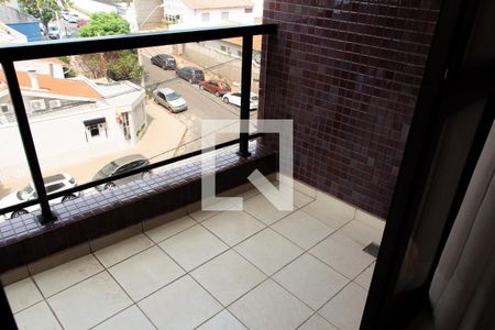 SACADA DA SALA de apartamento à venda com 3 quartos, 117m² em Cambuí, Campinas