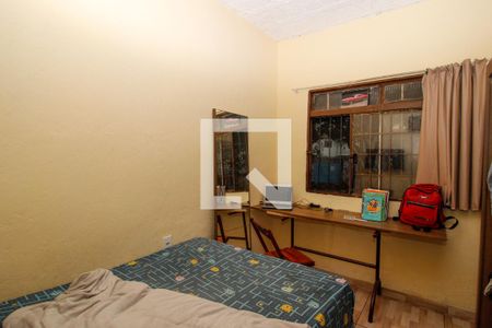 Quarto  de casa à venda com 2 quartos, 360m² em Colégio Batista, Belo Horizonte