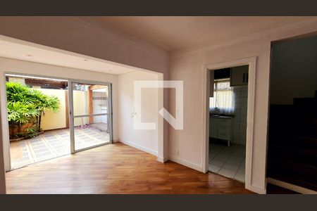 Sala de casa de condomínio à venda com 3 quartos, 90m² em Jardim Shangai, Jundiaí