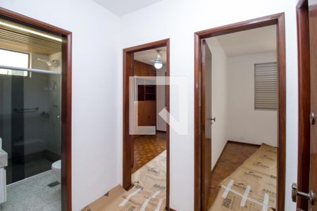 Corredor de apartamento para alugar com 4 quartos, 180m² em Mangabeiras, Belo Horizonte