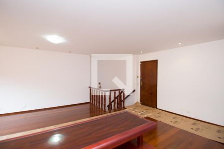 Sala 1 de apartamento para alugar com 4 quartos, 180m² em Mangabeiras, Belo Horizonte