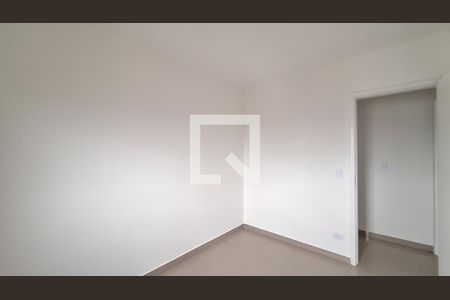 Quarto de apartamento para alugar com 2 quartos, 68m² em Nova Mirim, Praia Grande