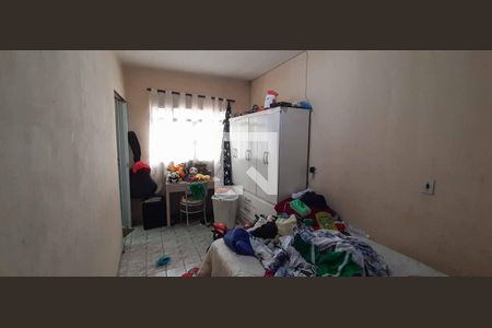 Suíte de casa para alugar com 2 quartos, 30m² em São Pedro, Osasco