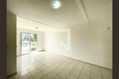 Sala de apartamento à venda com 3 quartos, 71m² em Jardim Tamoio, Jundiaí