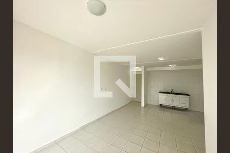 Sala de apartamento à venda com 3 quartos, 71m² em Jardim Tamoio, Jundiaí