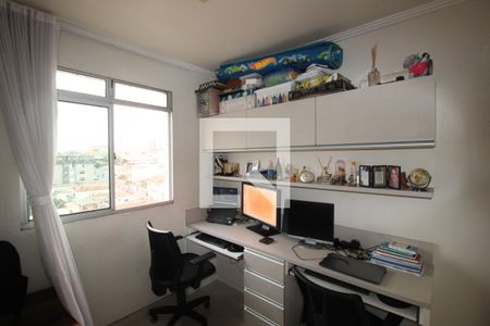 Quarto 1 de apartamento para alugar com 3 quartos, 90m² em Carlos Prates, Belo Horizonte