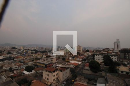 Vista de apartamento para alugar com 3 quartos, 90m² em Carlos Prates, Belo Horizonte