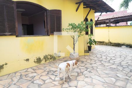 Quintal de casa à venda com 3 quartos, 360m² em Alvorada, Contagem