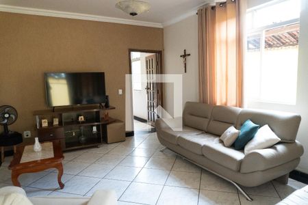 sala de casa à venda com 3 quartos, 360m² em Alvorada, Contagem