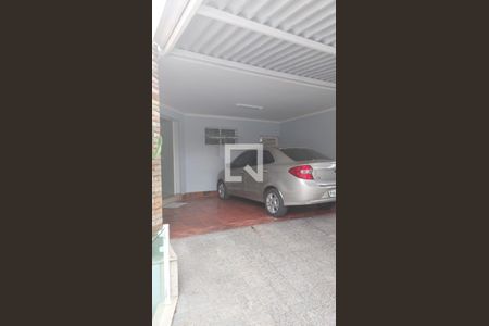 Garagem de casa à venda com 4 quartos, 201m² em Sagrada Família, Belo Horizonte