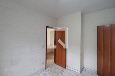 Sala de TV de casa de condomínio à venda com 4 quartos, 120m² em Santa Monica, Belo Horizonte