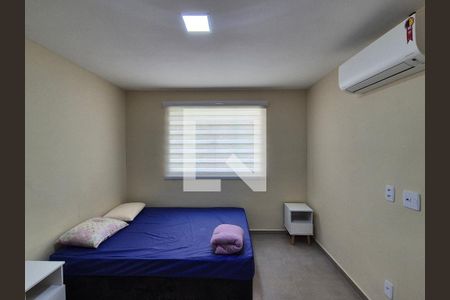 Quarto de casa de condomínio à venda com 1 quarto, 50m² em Vargem Grande, Rio de Janeiro