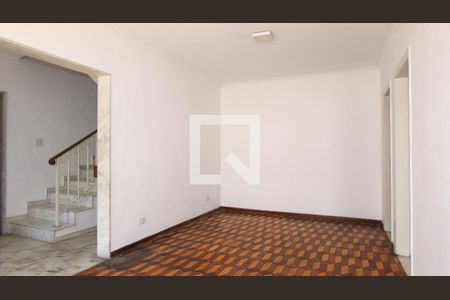 Sala de casa para alugar com 4 quartos, 192m² em Vila Santo Estevão, São Paulo