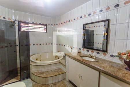 Banheiro da Suíte 1 de casa à venda com 6 quartos, 280m² em Serra, Belo Horizonte