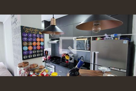 Cozinha de apartamento à venda com 2 quartos, 50m² em Jardim Henriqueta, Taboão da Serra