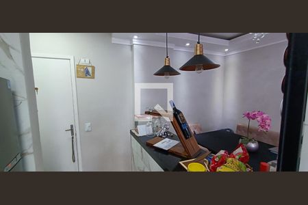 Cozinha de apartamento à venda com 2 quartos, 50m² em Jardim Henriqueta, Taboão da Serra