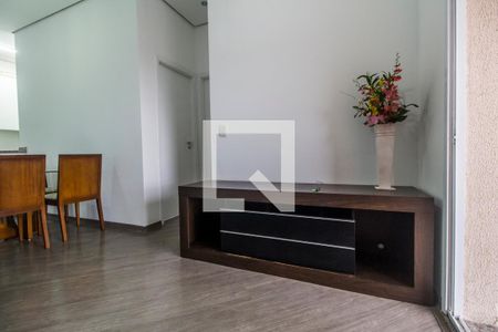 Sala de casa de condomínio à venda com 2 quartos, 60m² em Bethaville I, Barueri