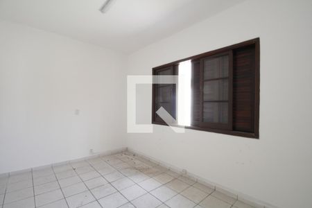 Quarto 1 de casa para alugar com 3 quartos, 150m² em Jardim Bom Tempo, Taboão da Serra