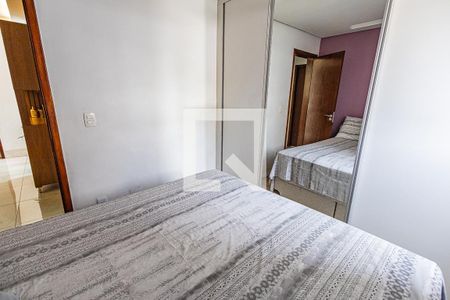 Quarto 1 / suite de casa de condomínio para alugar com 3 quartos, 75m² em Santa Branca, Belo Horizonte