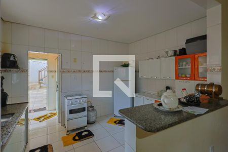 Cozinha de casa à venda com 3 quartos, 149m² em Tupi B, Belo Horizonte