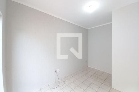 Sala de casa para alugar com 4 quartos, 135m² em Jardim Guanabara, Campinas