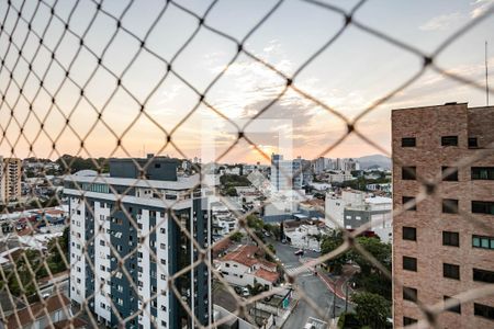 Sala  - Vista  de apartamento para alugar com 4 quartos, 145m² em Vila Oliveira, Mogi das Cruzes