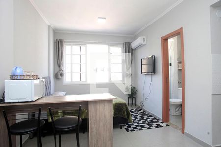 Studio - Sala / Quarto de kitnet/studio à venda com 1 quarto, 23m² em Centro Histórico, Porto Alegre