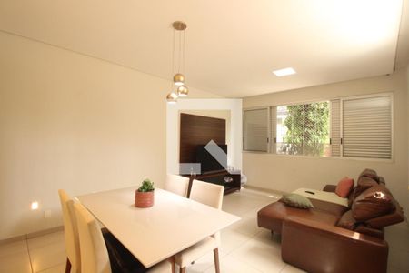 Sala  de apartamento à venda com 3 quartos, 120m² em Lourdes, Belo Horizonte