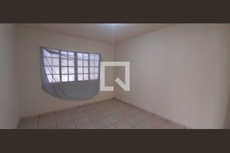 Quarto de casa para alugar com 1 quarto, 151m² em Jardim Roberto, Osasco